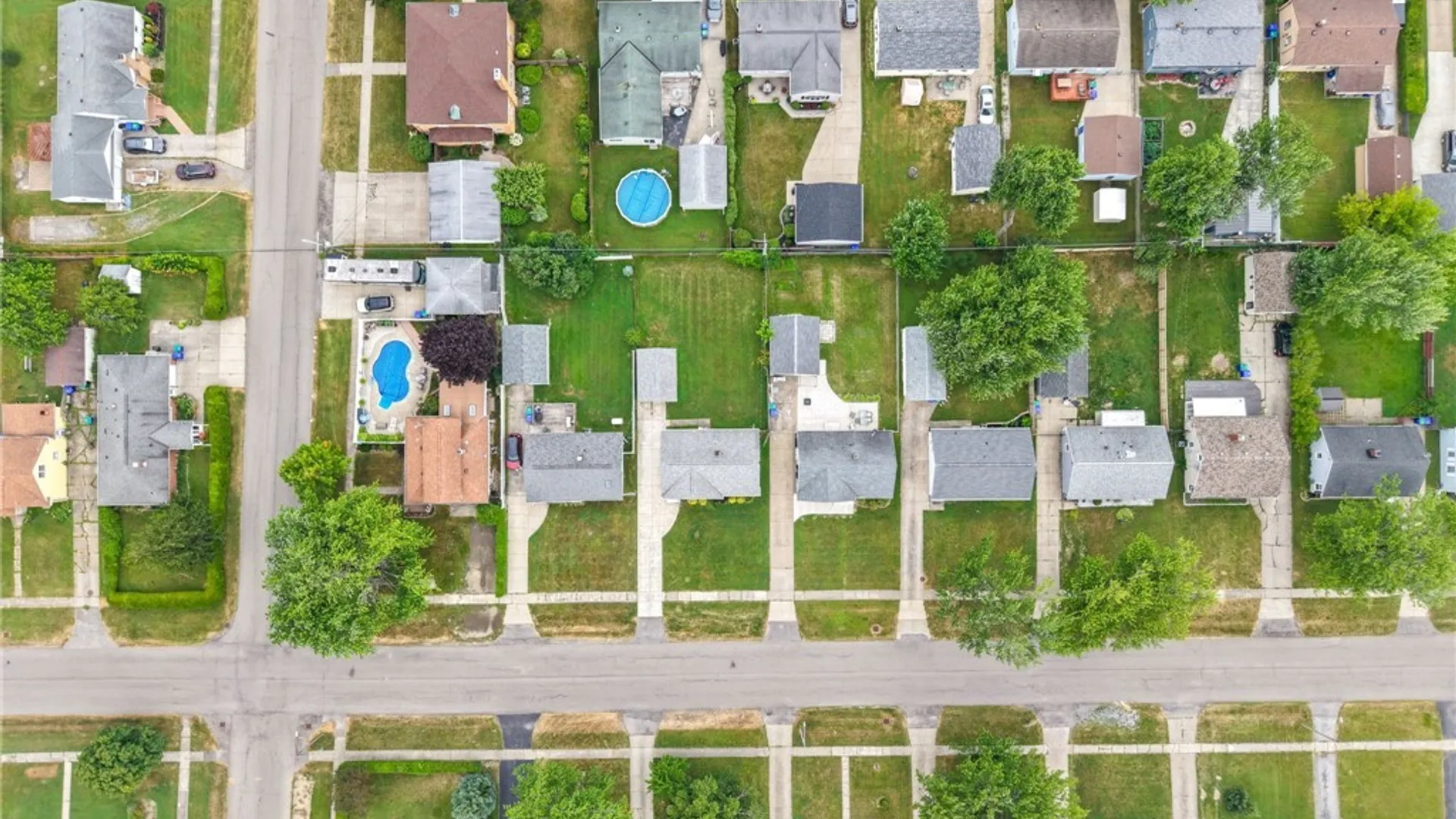 Property at 4930 Mount Vernon Boulevard, Hamburg, NY 14075 4
