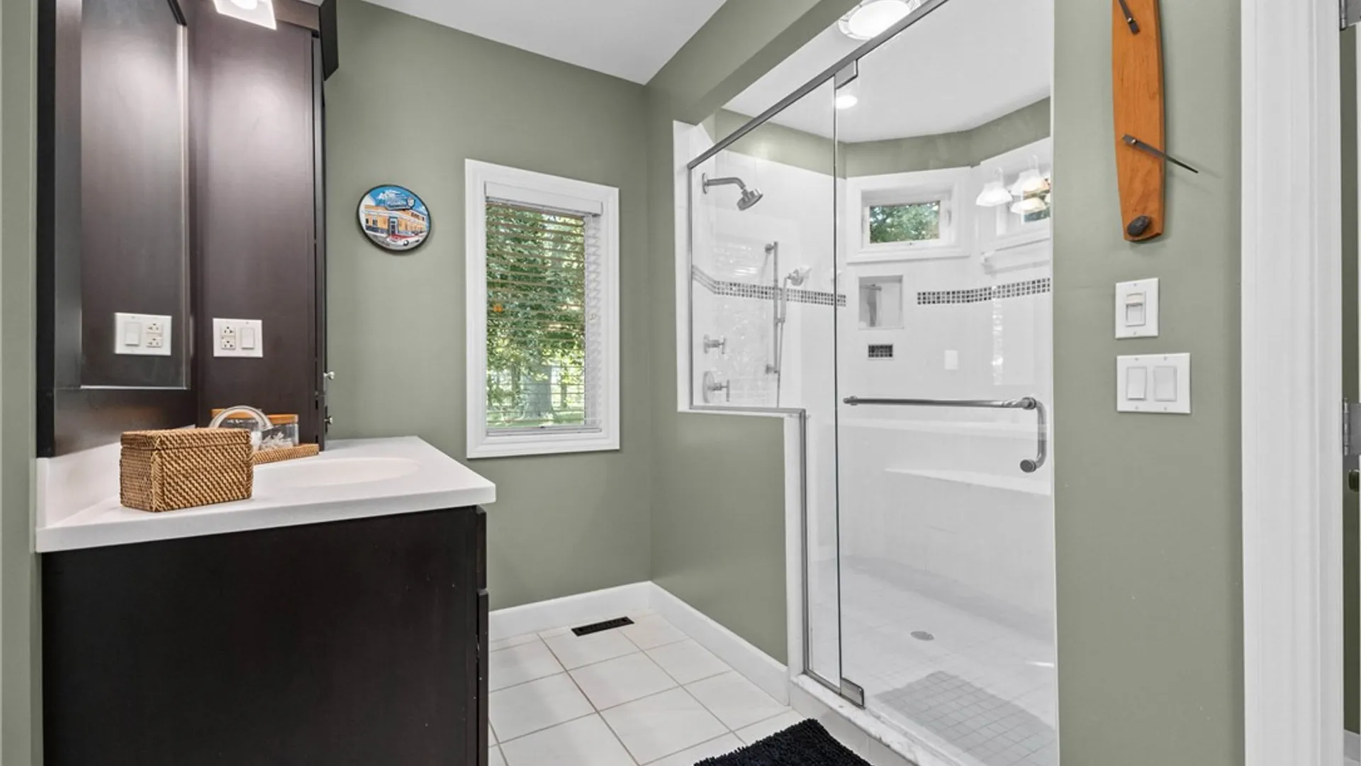 Property at 6 Crabtree Circle, Penfield, NY 14580 26