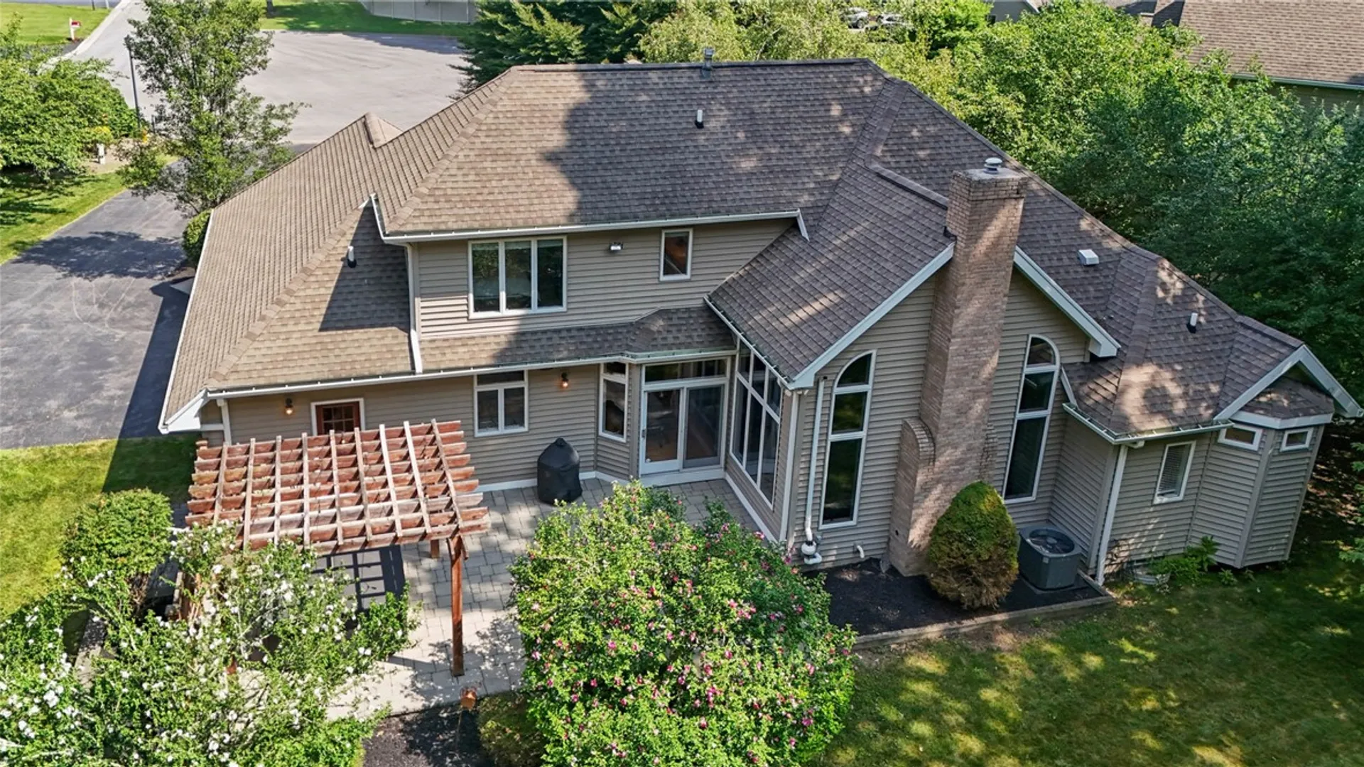 Property at 6 Crabtree Circle, Penfield, NY 14580 44