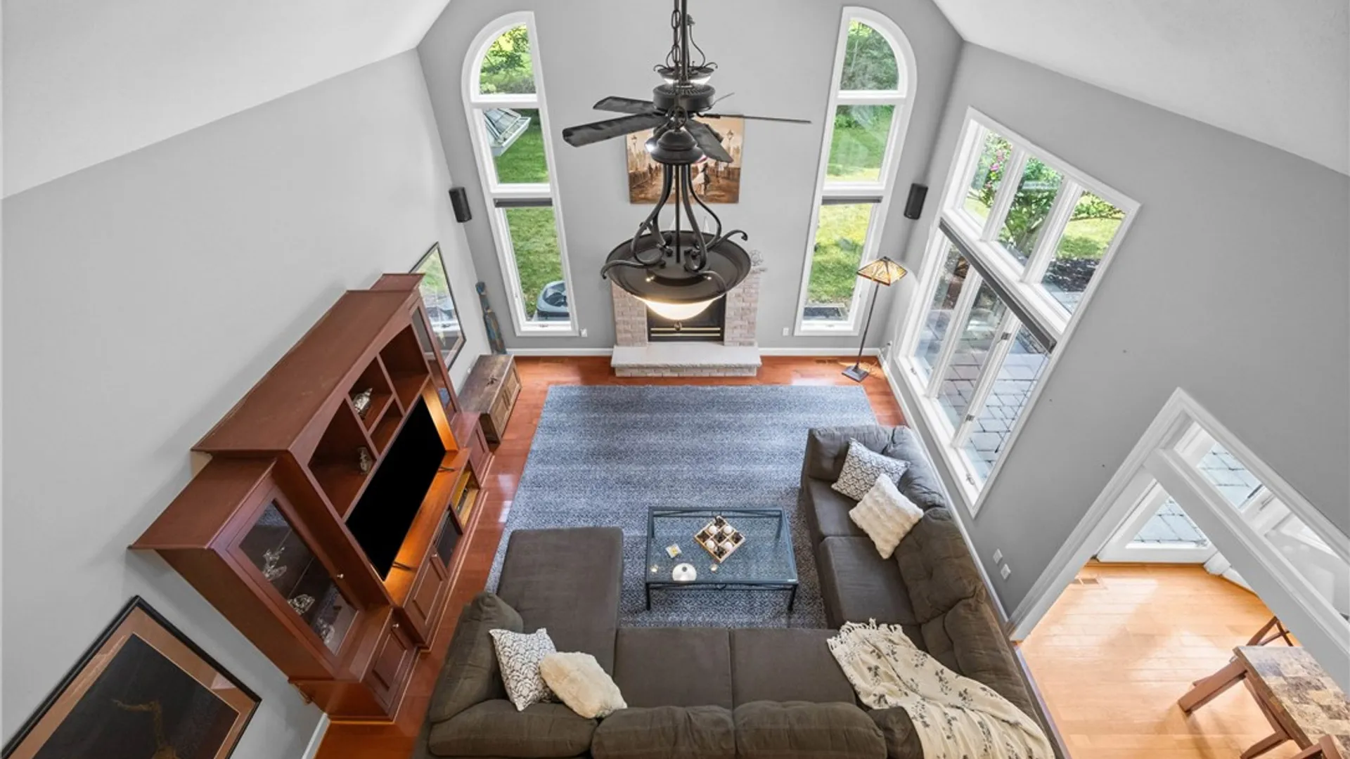 Property at 6 Crabtree Circle, Penfield, NY 14580 9