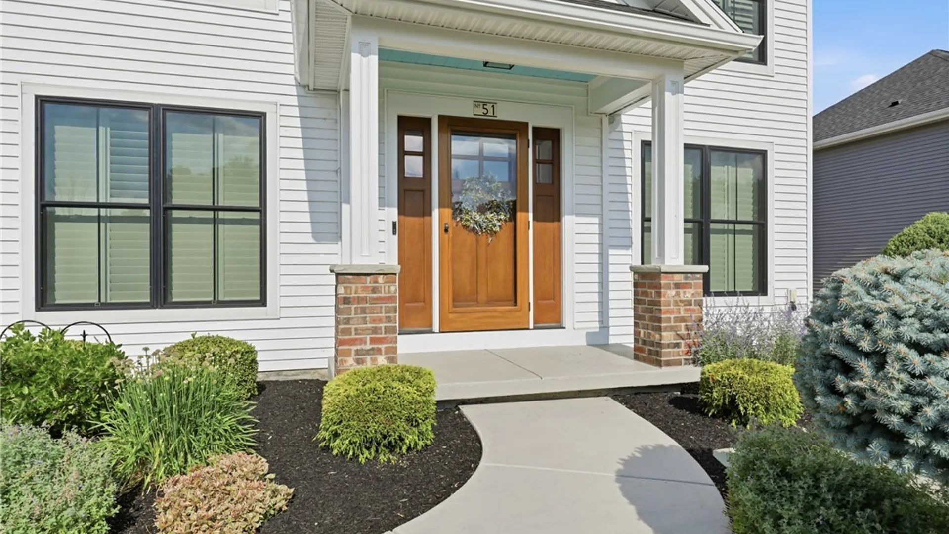 Property at 51 Vista Court, West Seneca, NY 14224 3