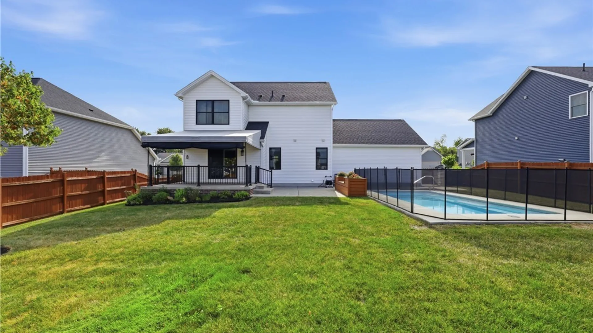 Property at 51 Vista Court, West Seneca, NY 14224 4