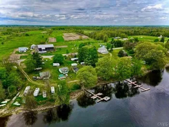 2394 6, Hammond, NY 13664