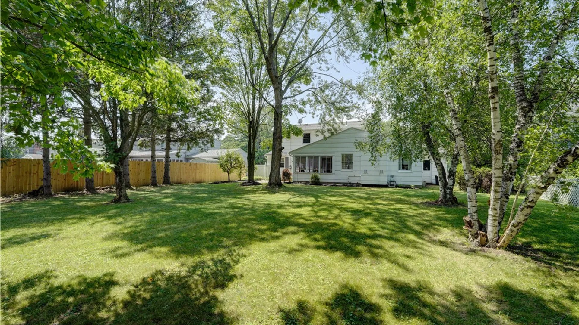 Property at 23 Lambeth Loop, Perinton, NY 14450 44