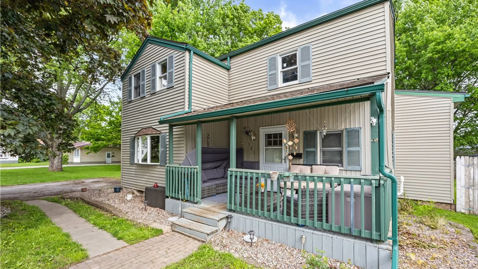 Property at 323 E Park Street, Albion, NY 14411 3