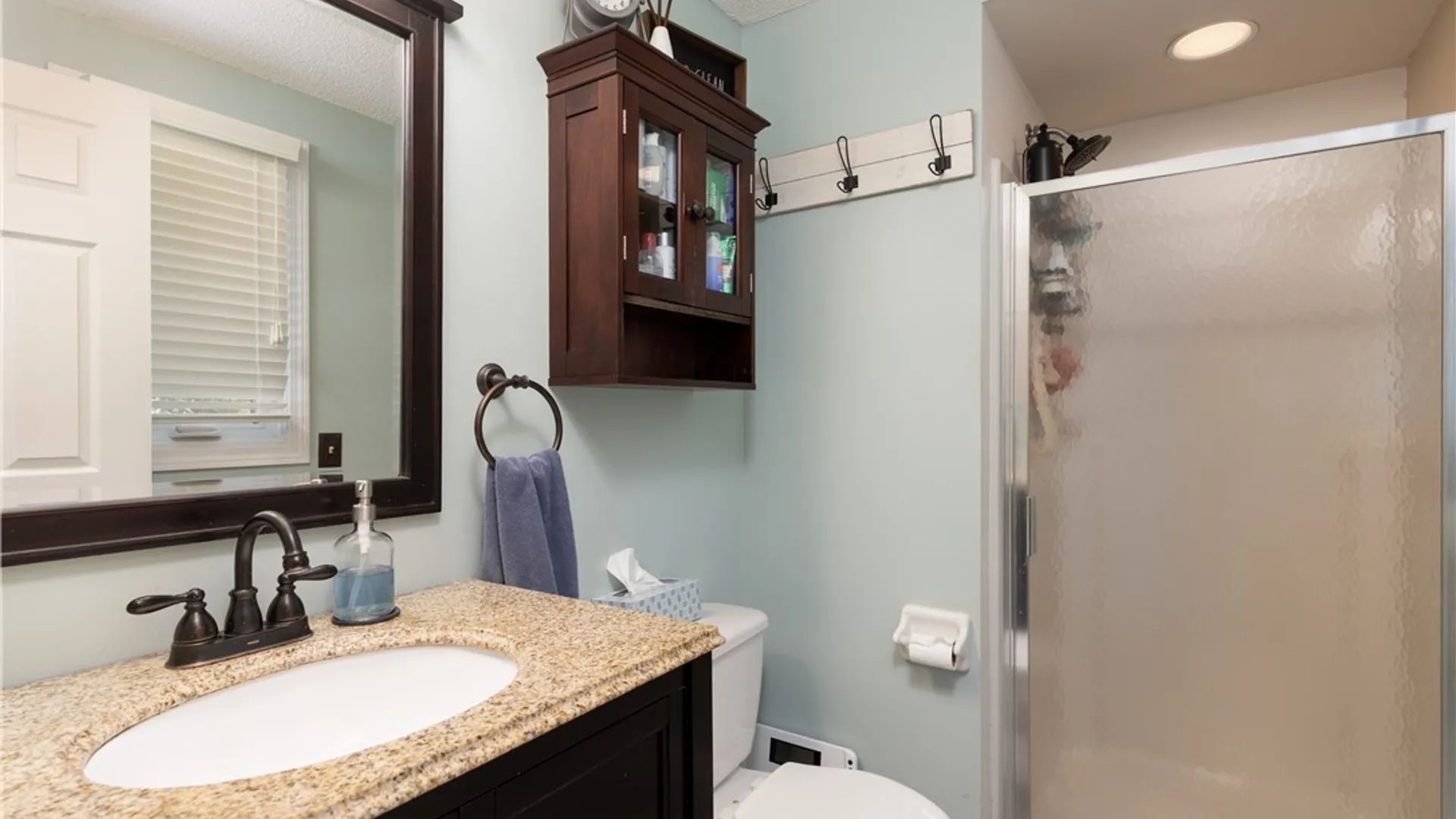 Property at 17 Spruceland, Lancaster, NY 14086 17