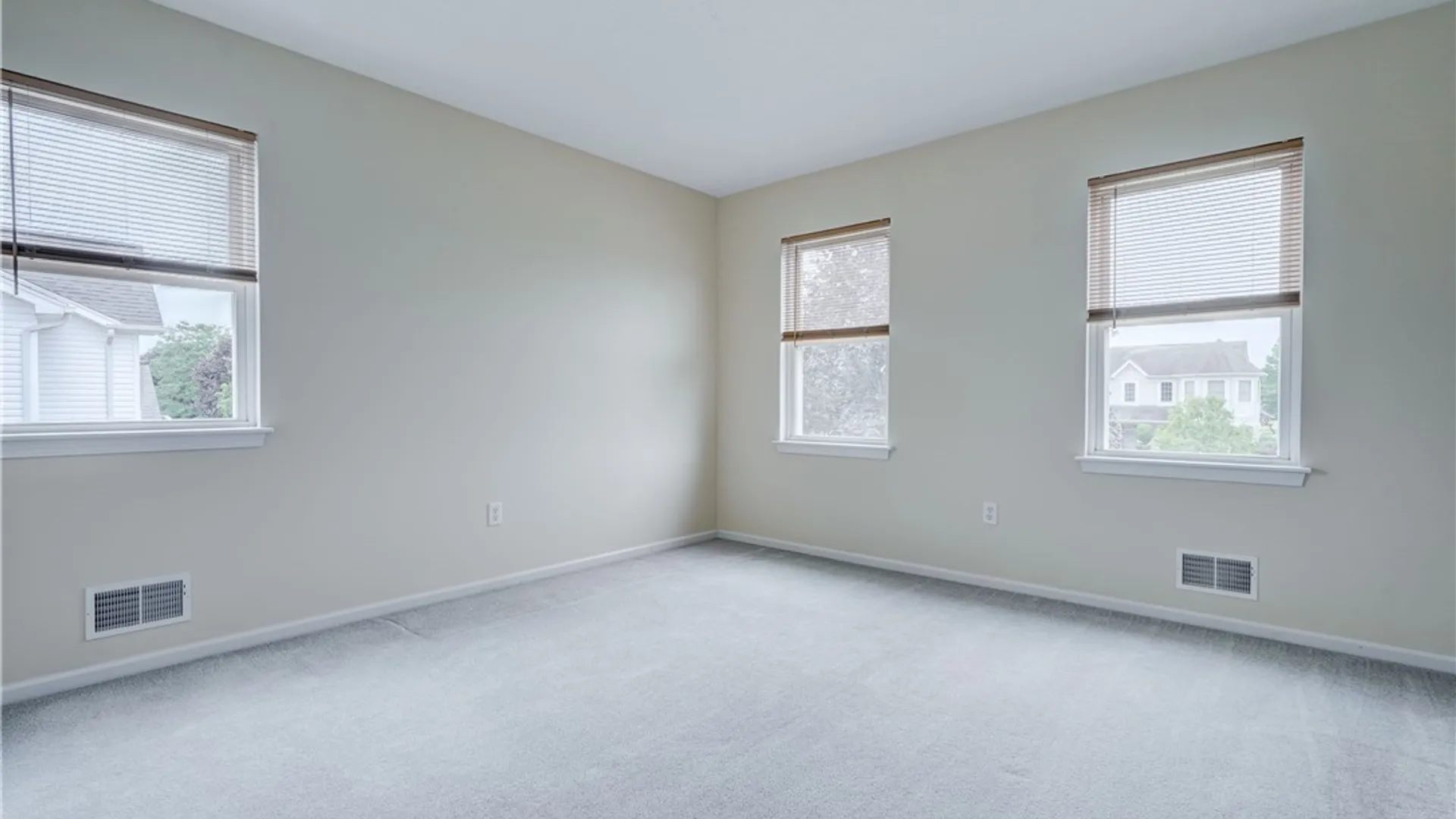 Property at 19 Union Station Rd, Chili, NY 14514 32