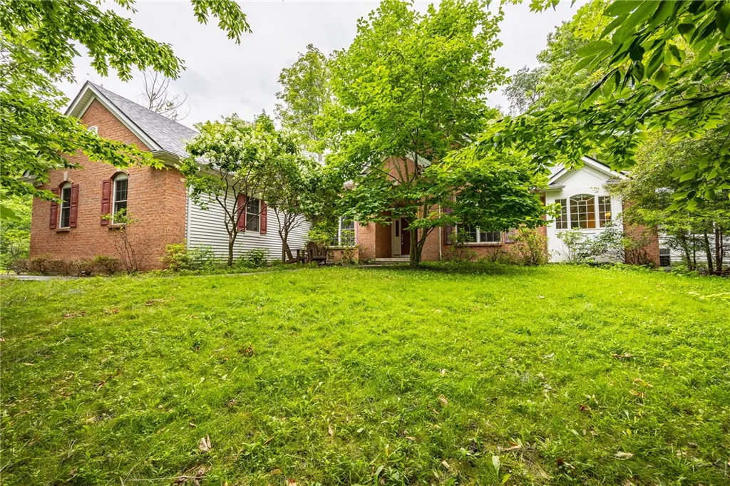 Property at 304 Belvista Drive, Penfield, NY 14625