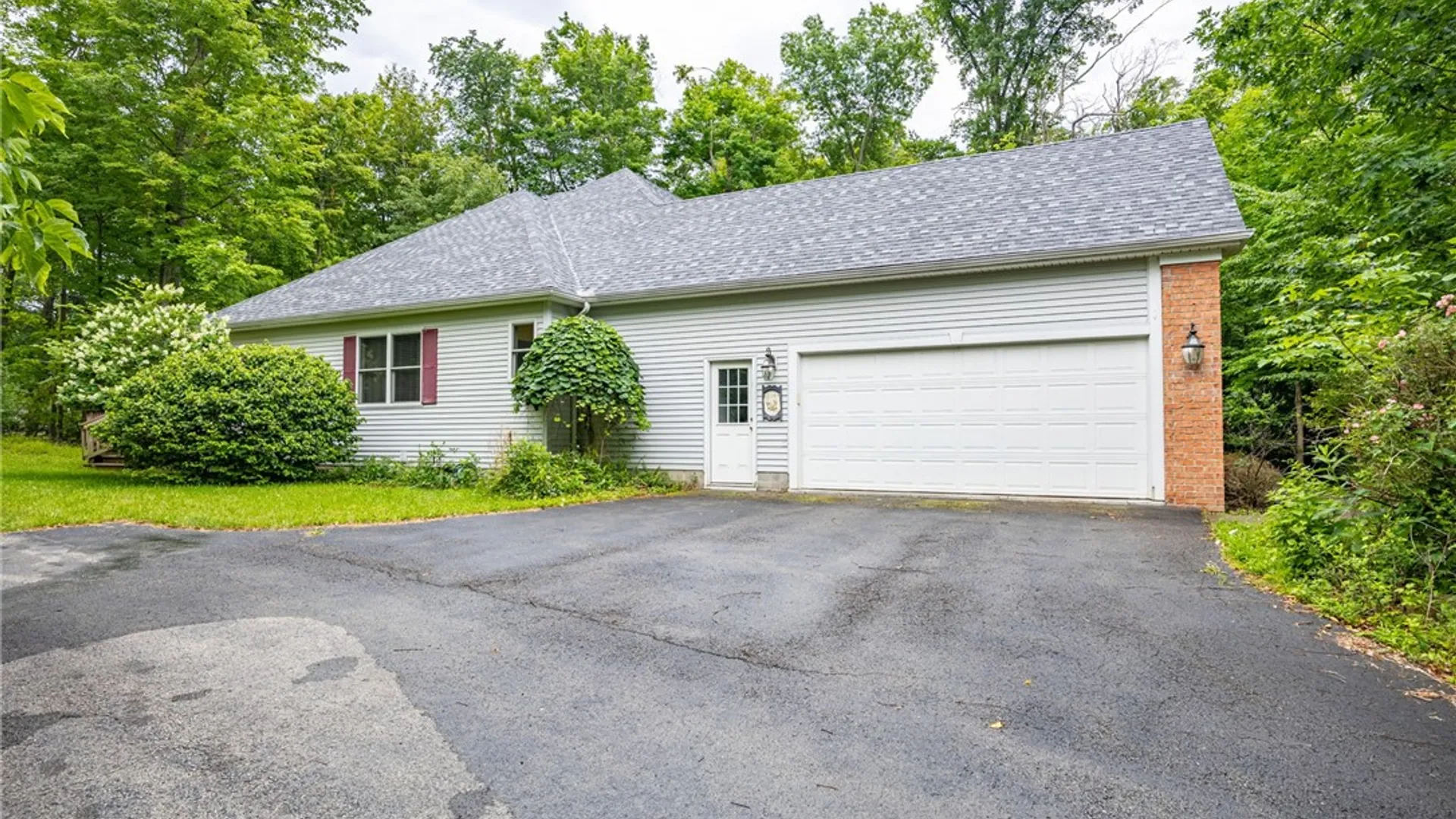 Property at 304 Belvista Drive, Penfield, NY 14625 31
