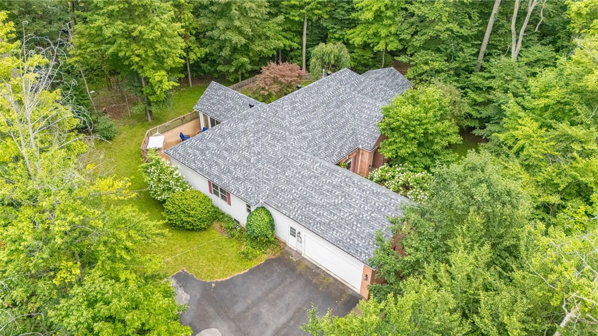Property at 304 Belvista Drive, Penfield, NY 14625 35