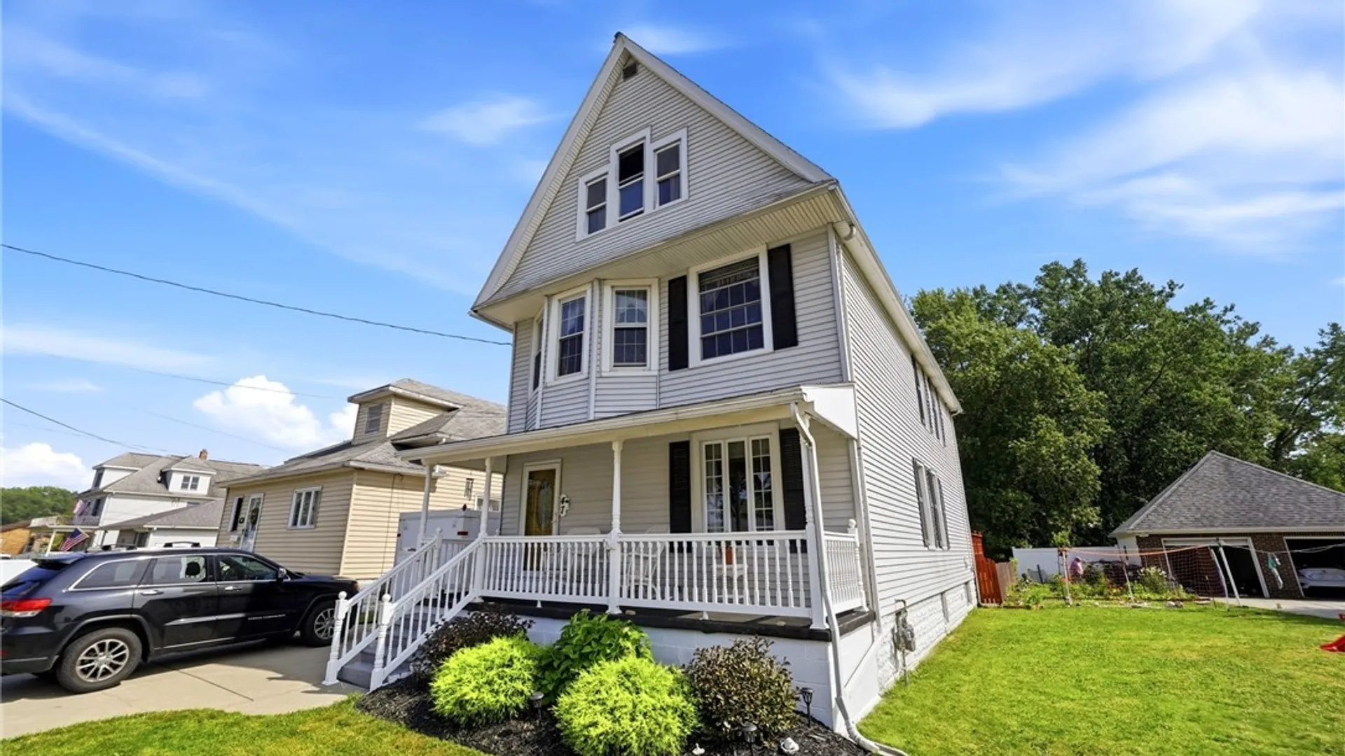Property at 47 E Milnor Avenue, Lackawanna, NY 14218 3
