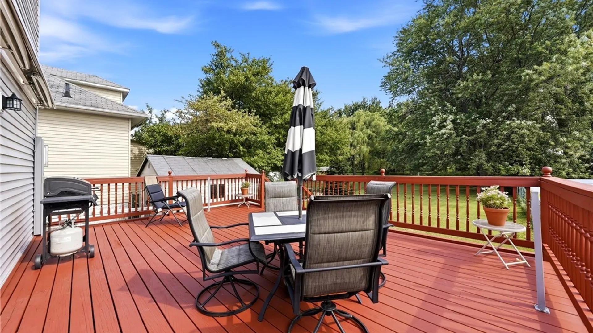 Property at 47 E Milnor Avenue, Lackawanna, NY 14218 8