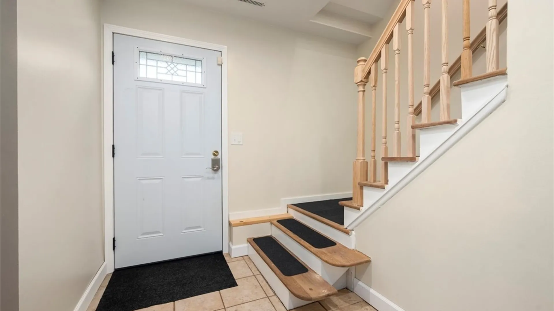 Property at 319 Rita Drive, Clay, NY 13212 3