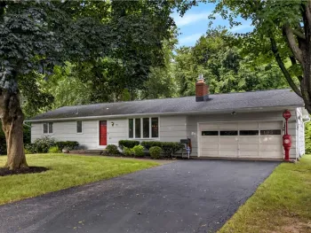 195 Noridge Drive, Irondequoit, NY 14462