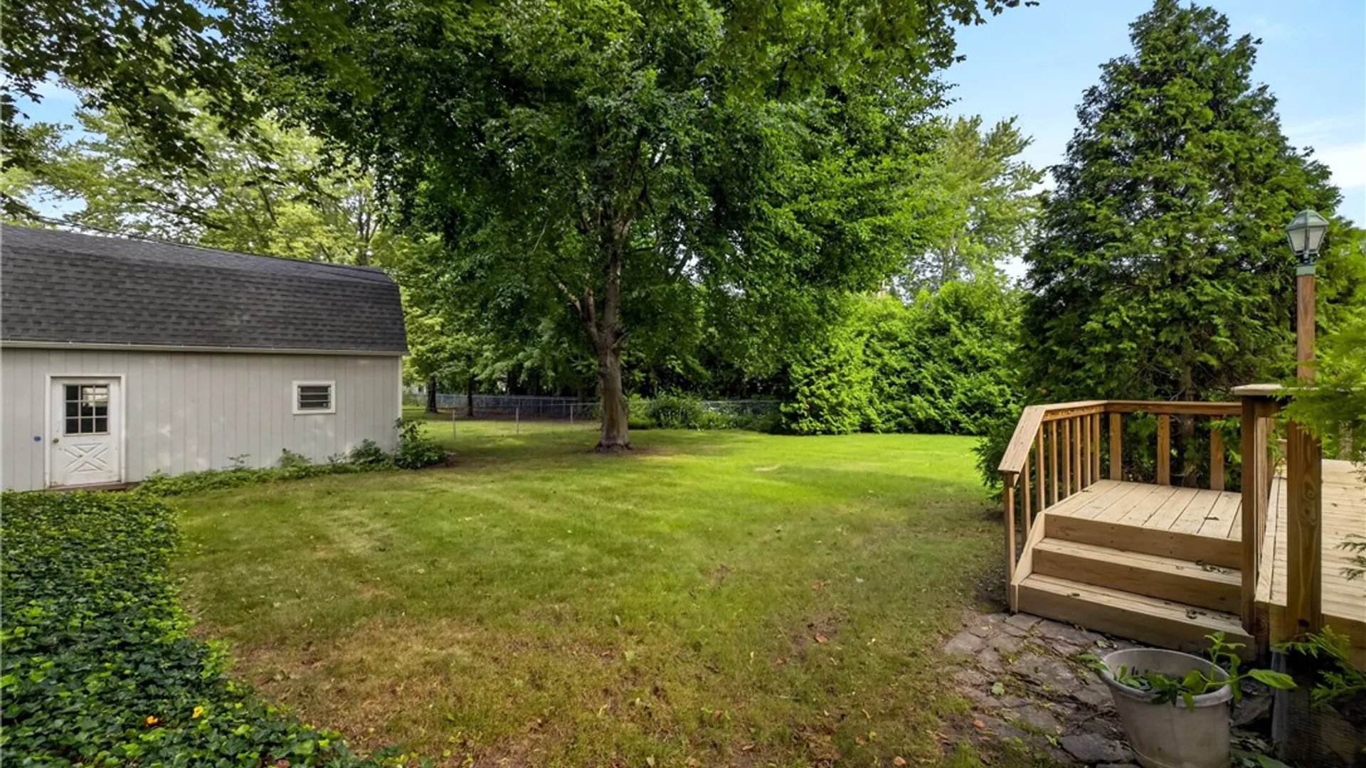 Property at 195 Noridge Drive, Irondequoit, NY 14462 28