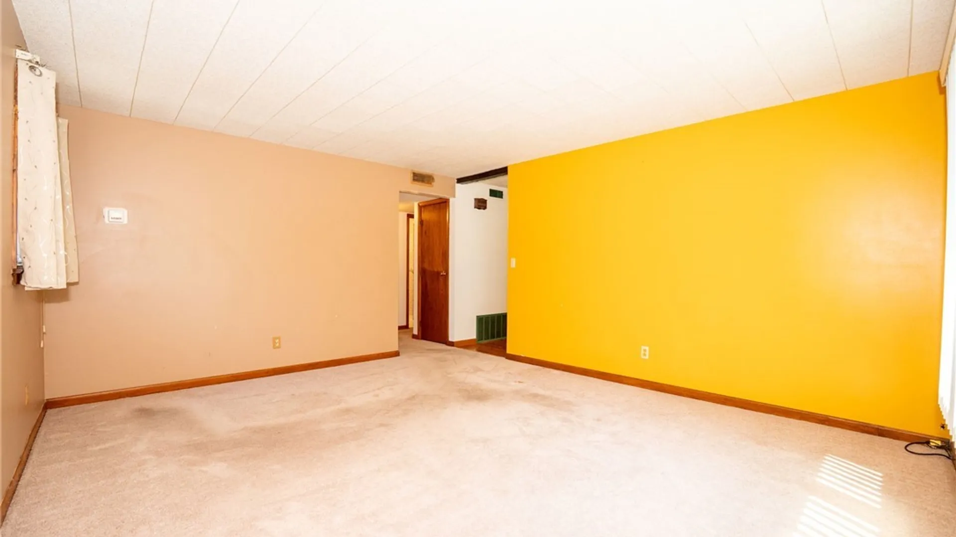 Property at 1040 Reserve Road, West Seneca, NY 14224 20