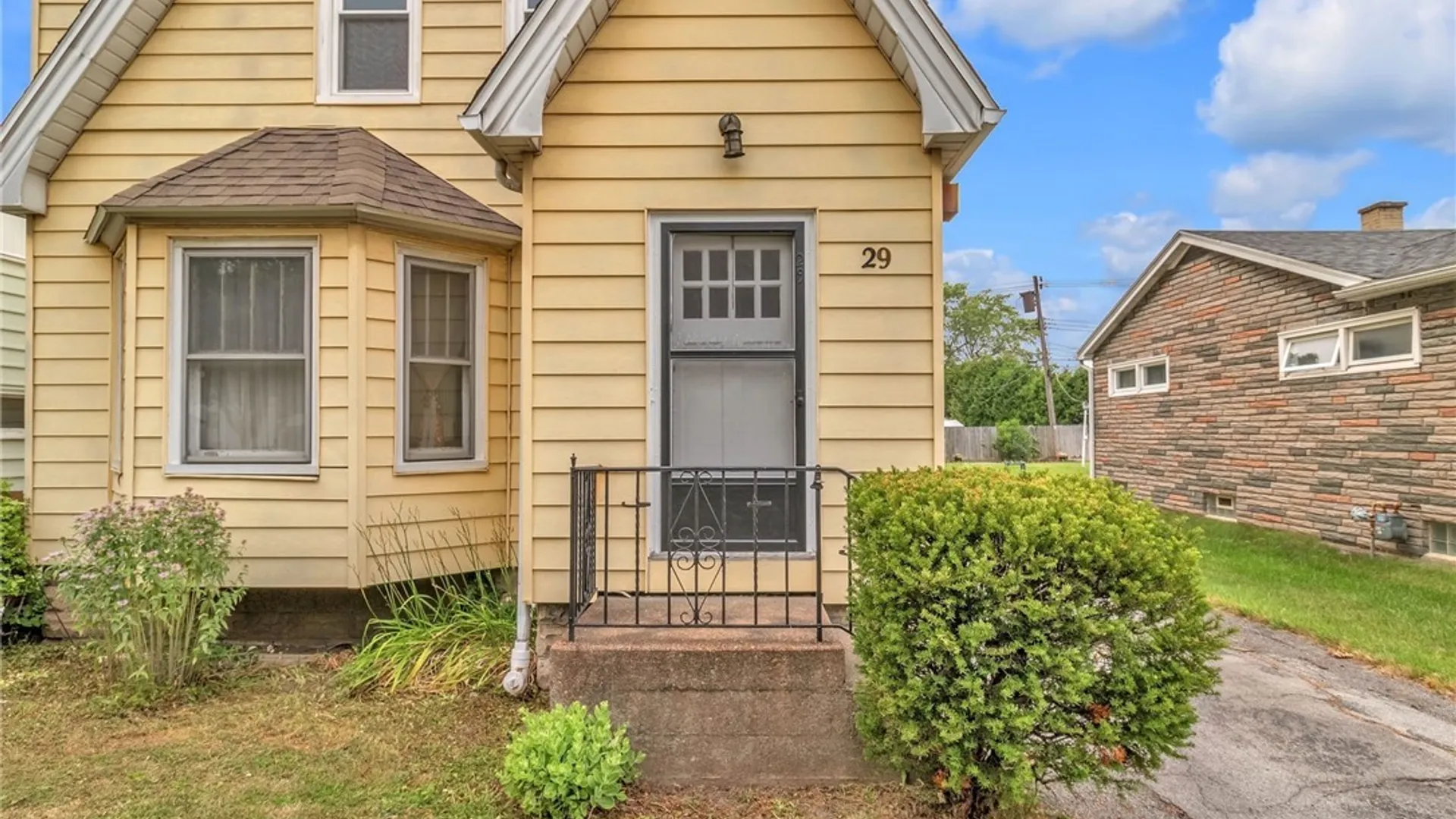 Property at 29 School Street, Tonawanda, NY 14217 2