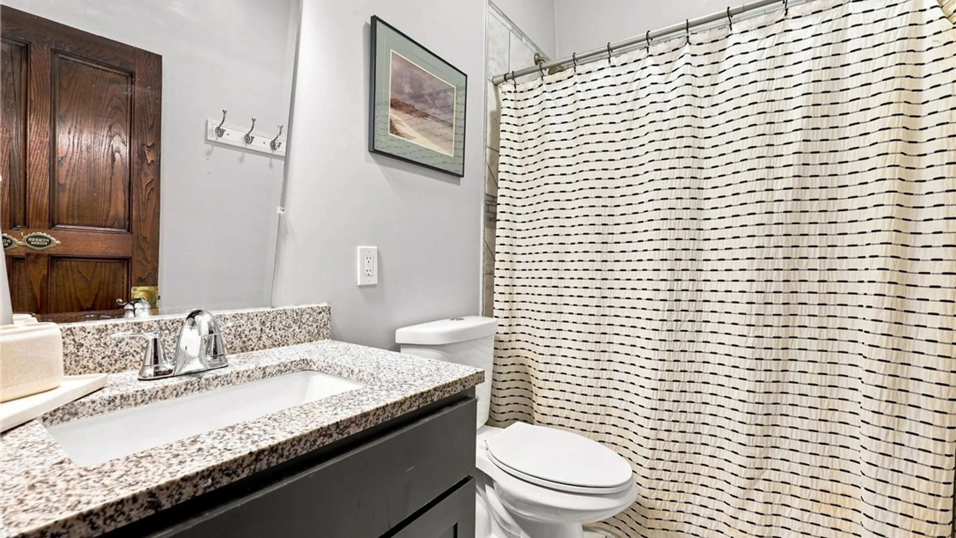 Property at 17 Saint Louis Place, Buffalo, NY 14202 36