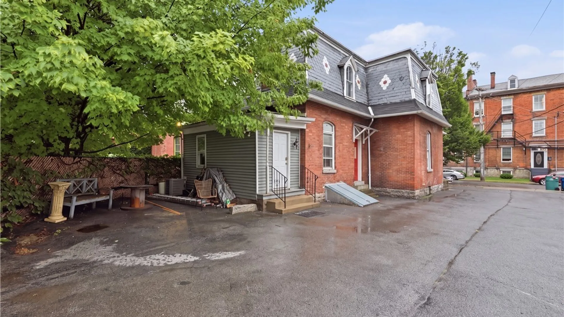 Property at 17 Saint Louis Place, Buffalo, NY 14202 39