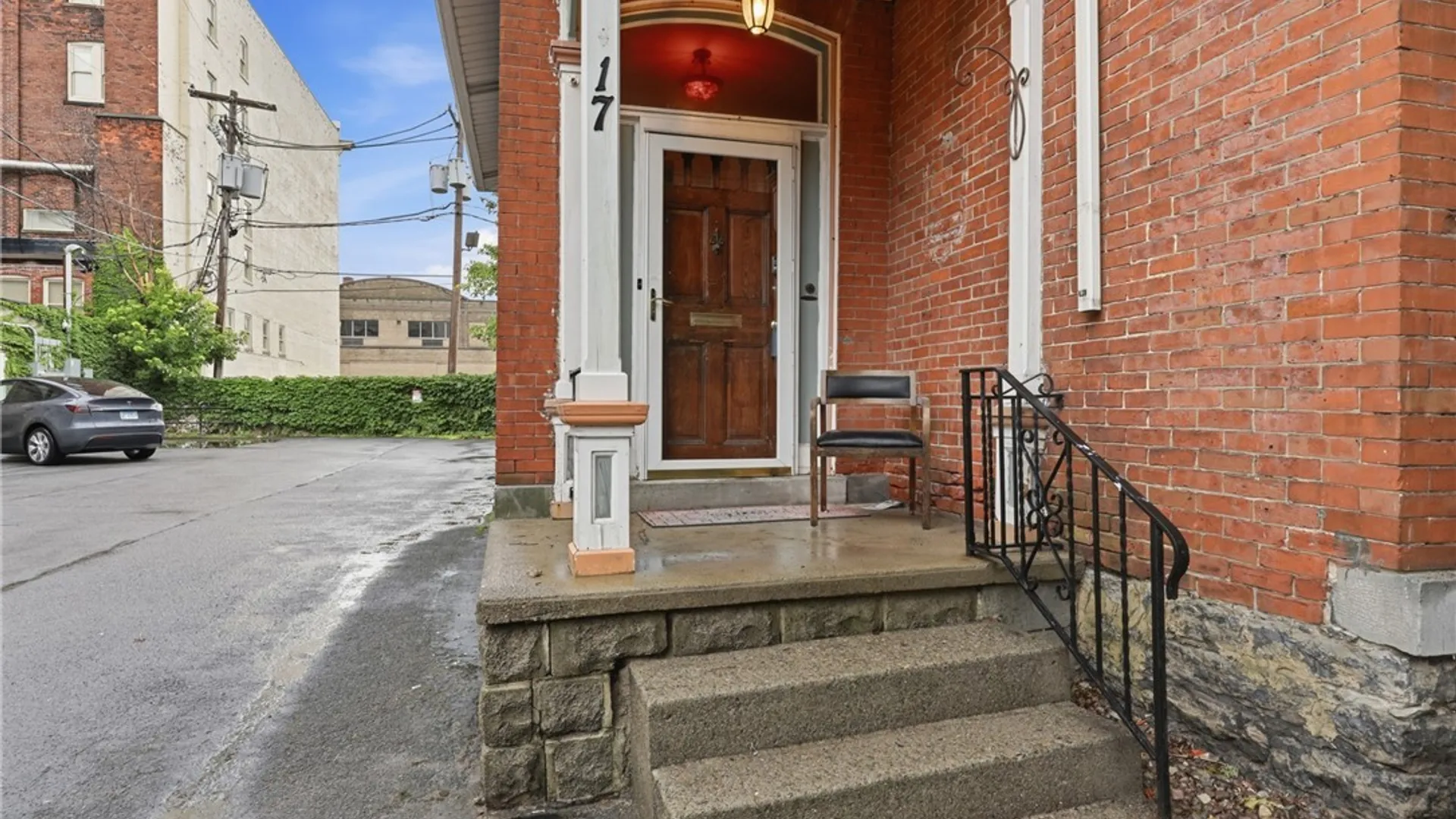 Property at 17 Saint Louis Place, Buffalo, NY 14202 2