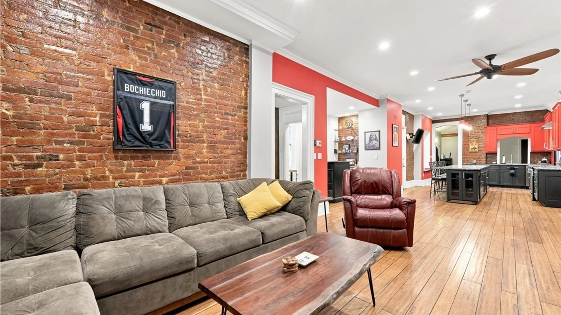 Property at 17 Saint Louis Place, Buffalo, NY 14202 7