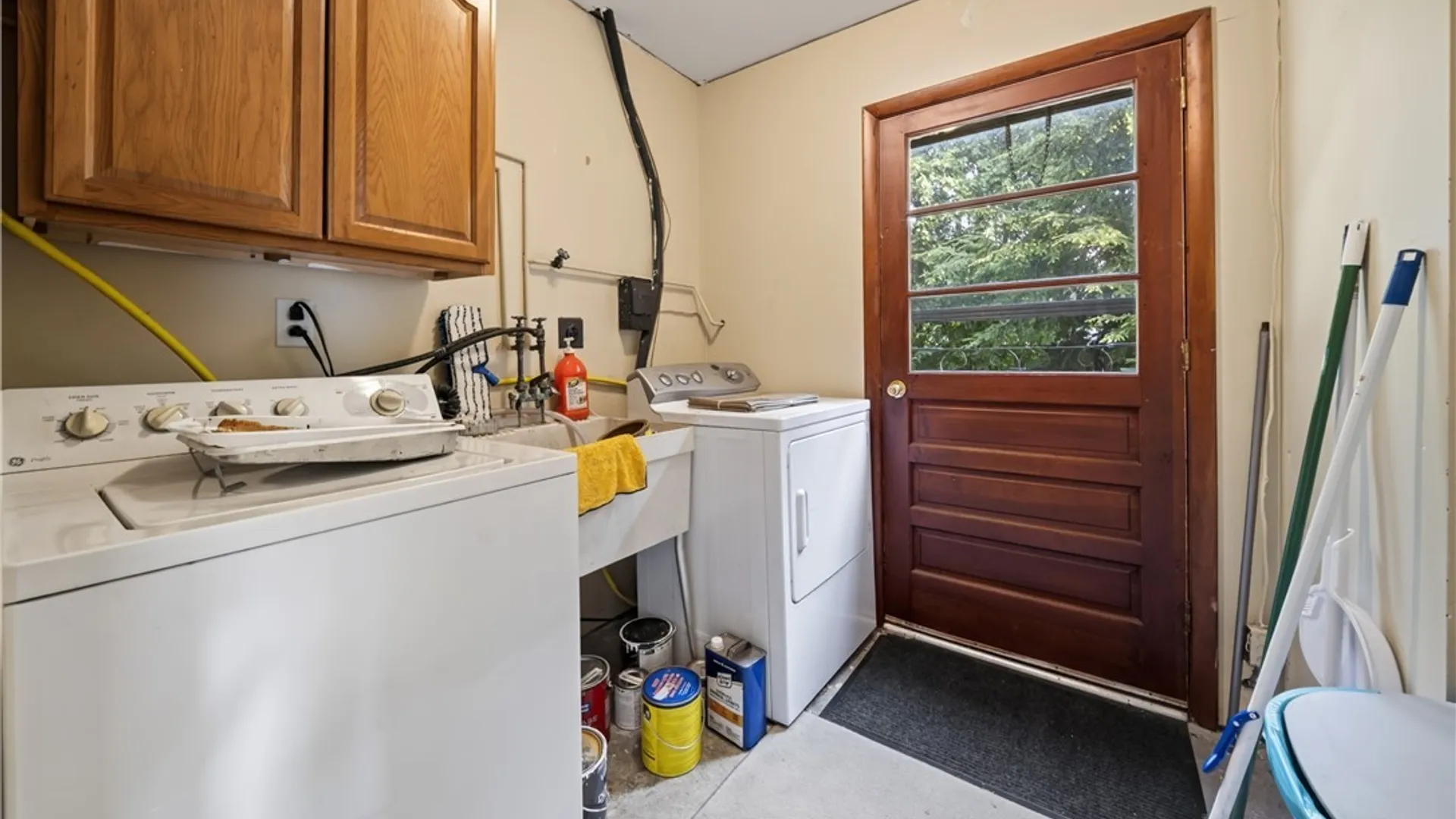 Property at 211 Schaffer Avenue, Salina, NY 13206 26