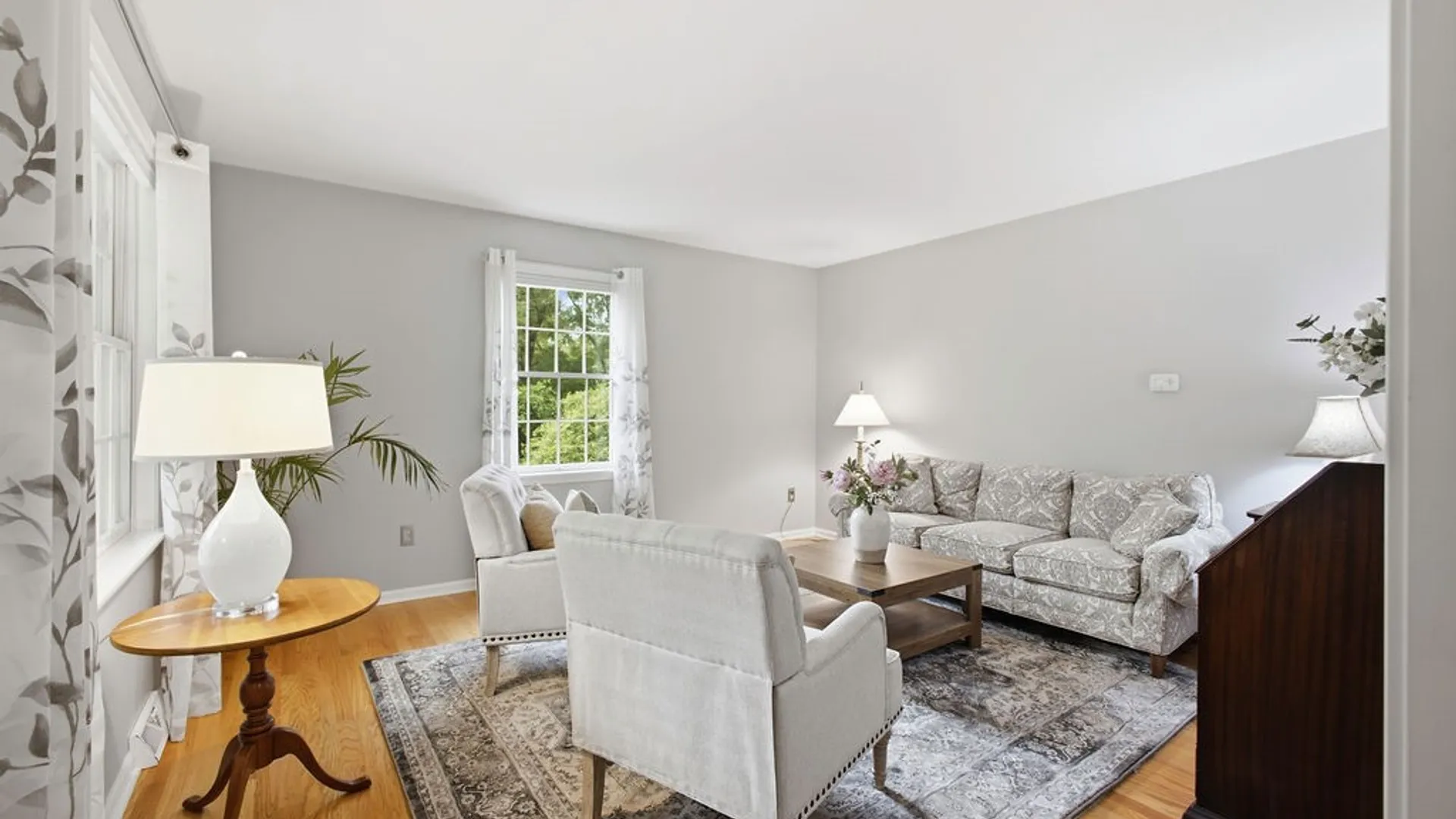 Property at 7891 E Ridge Pointe Drive, Manlius, NY 13066 4