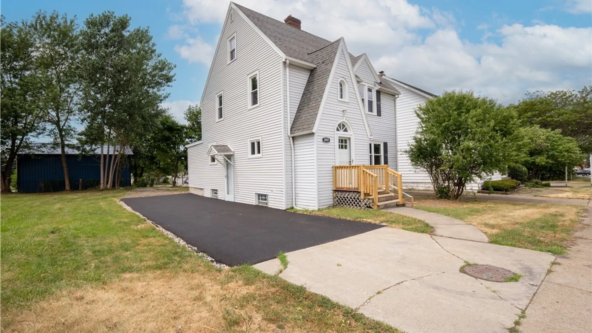 Property at 3997 S Park Avenue, Hamburg, NY 14219 2