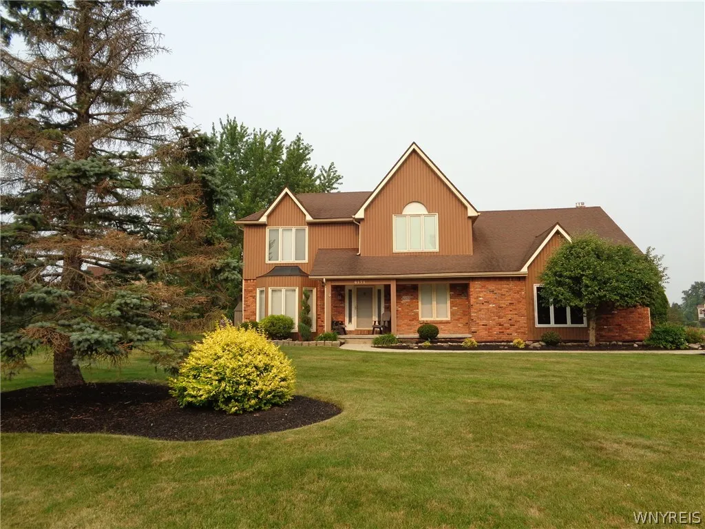 Property at 6171 Meadow Lakes Drive, Clarence, NY 14051