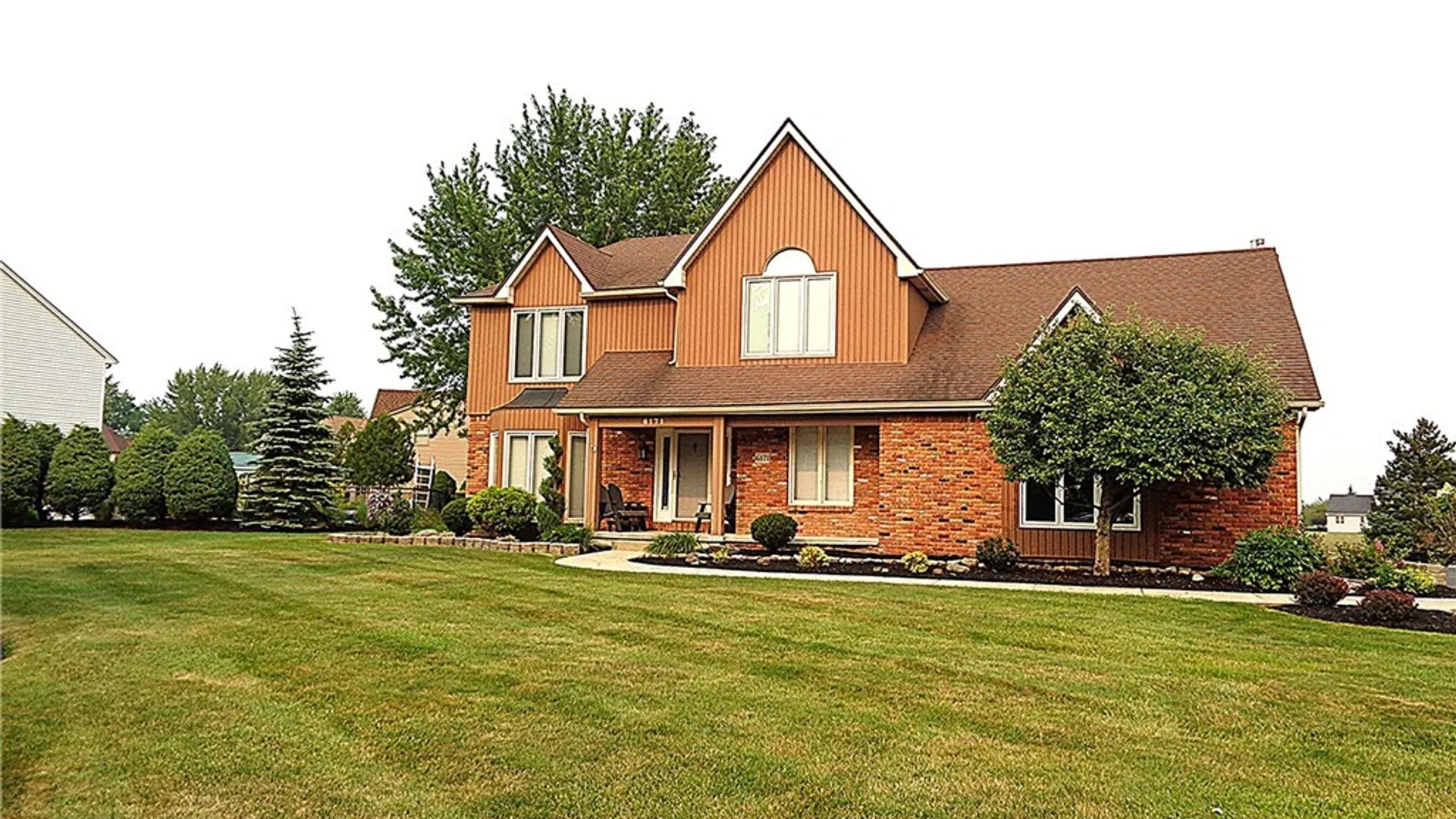 Property at 6171 Meadow Lakes Drive, Clarence, NY 14051 2
