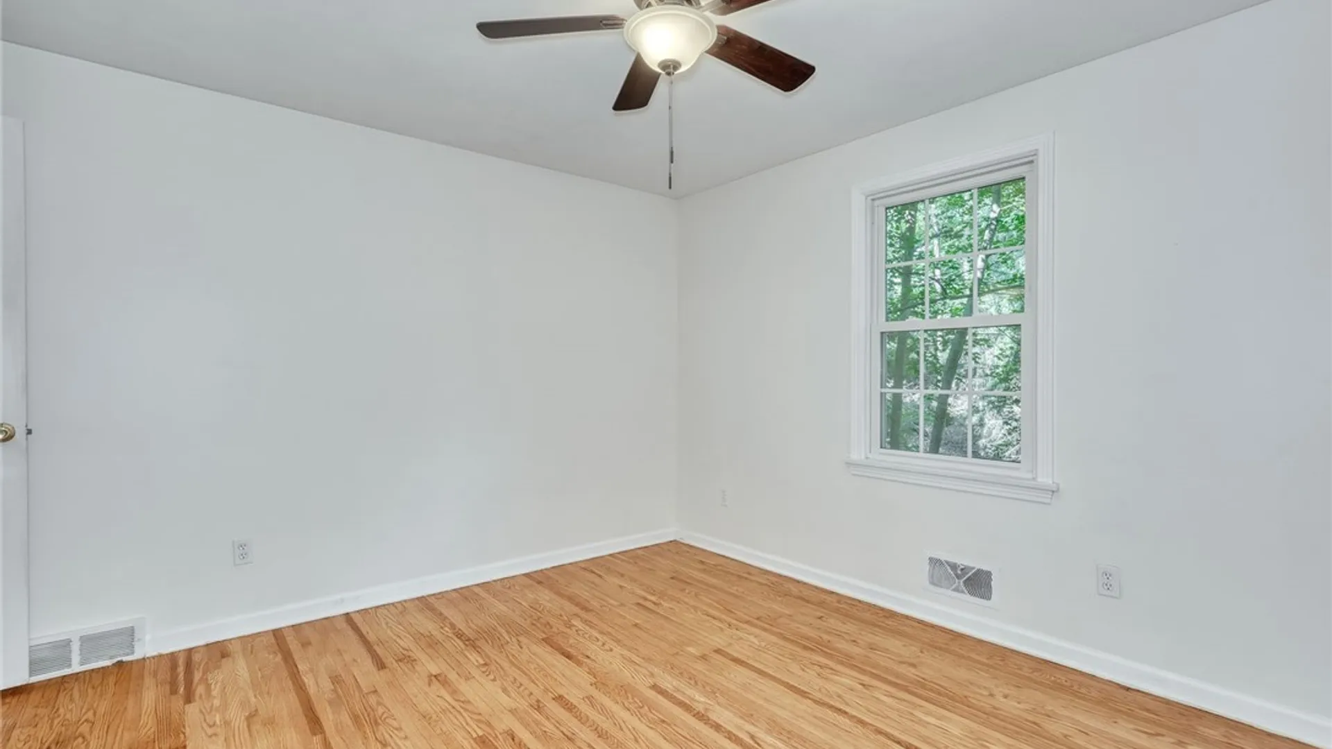 Property at 205 Van Voorhis Avenue, Irondequoit, NY 14617 30