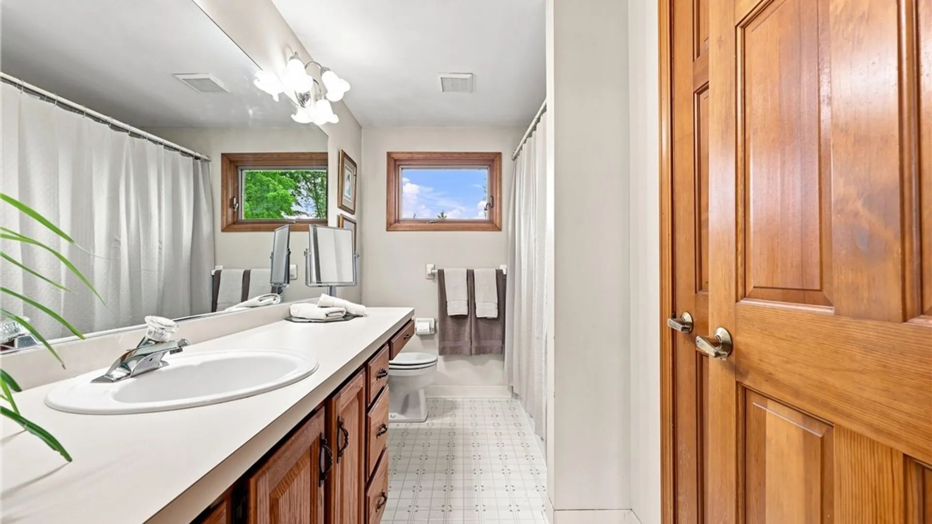 Property at 180 Enchanted, Lancaster, NY 14043 30