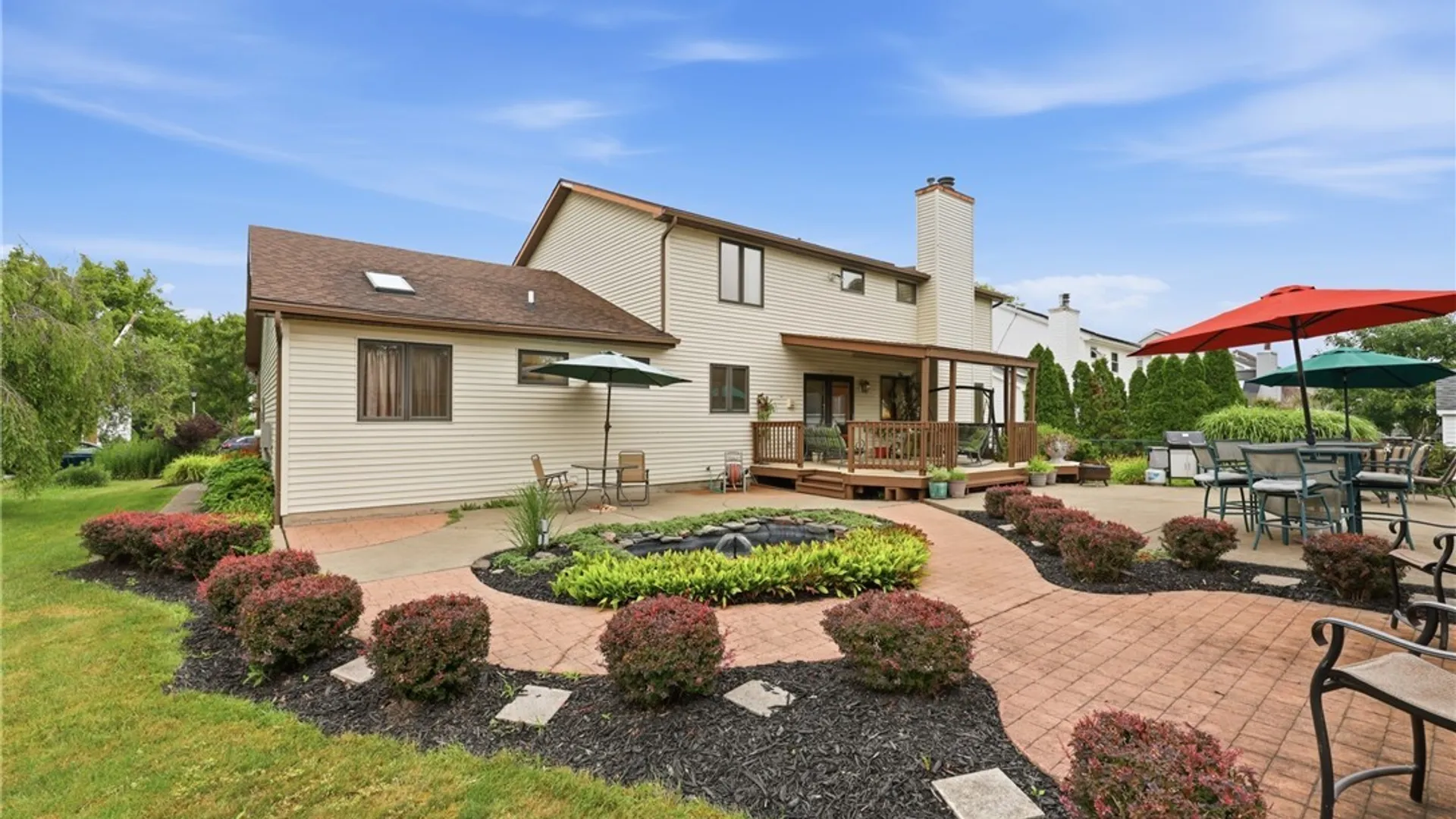 Property at 180 Enchanted, Lancaster, NY 14043 40