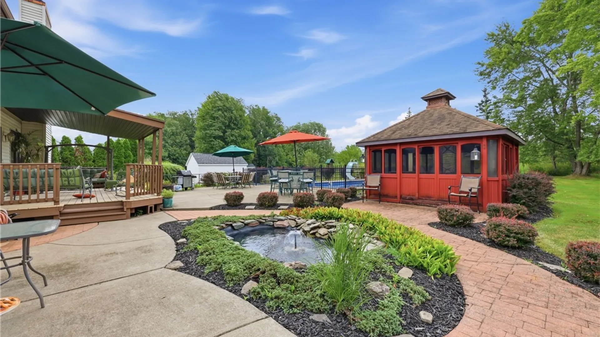 Property at 180 Enchanted, Lancaster, NY 14043 44