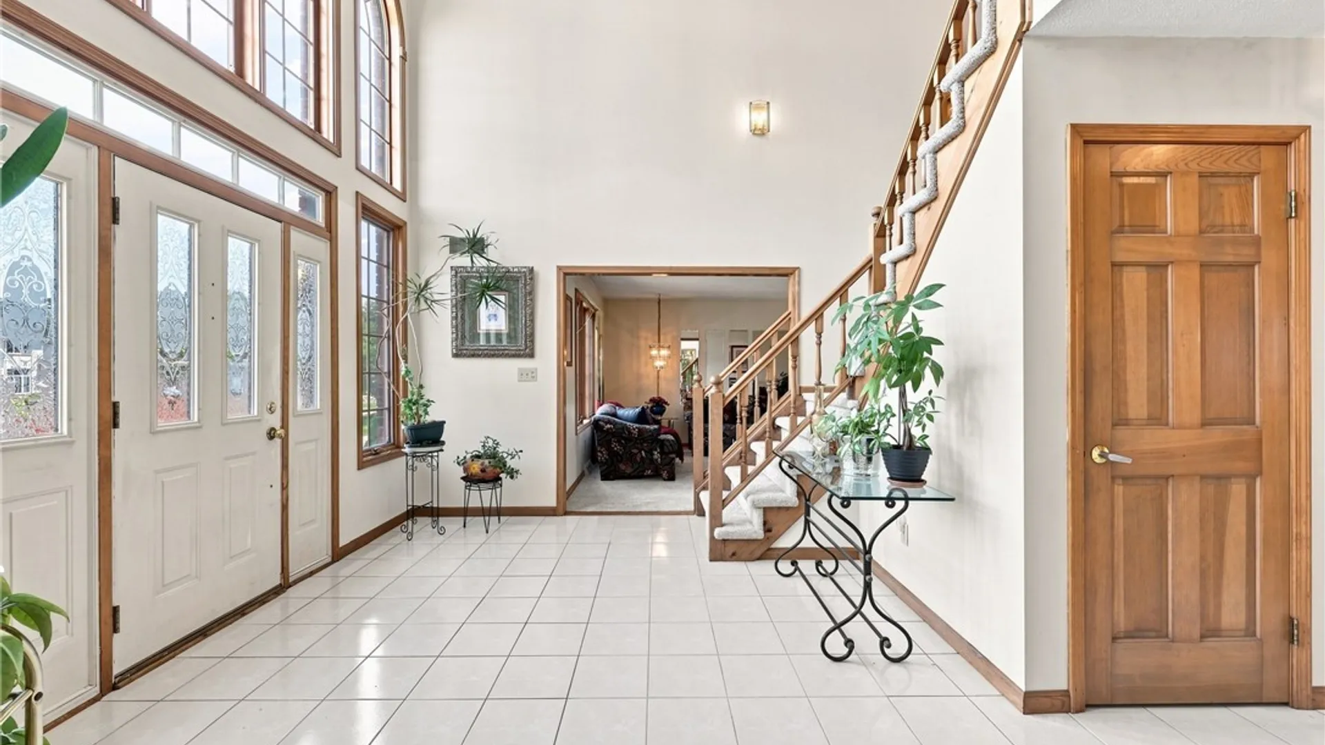 Property at 180 Enchanted, Lancaster, NY 14043 6