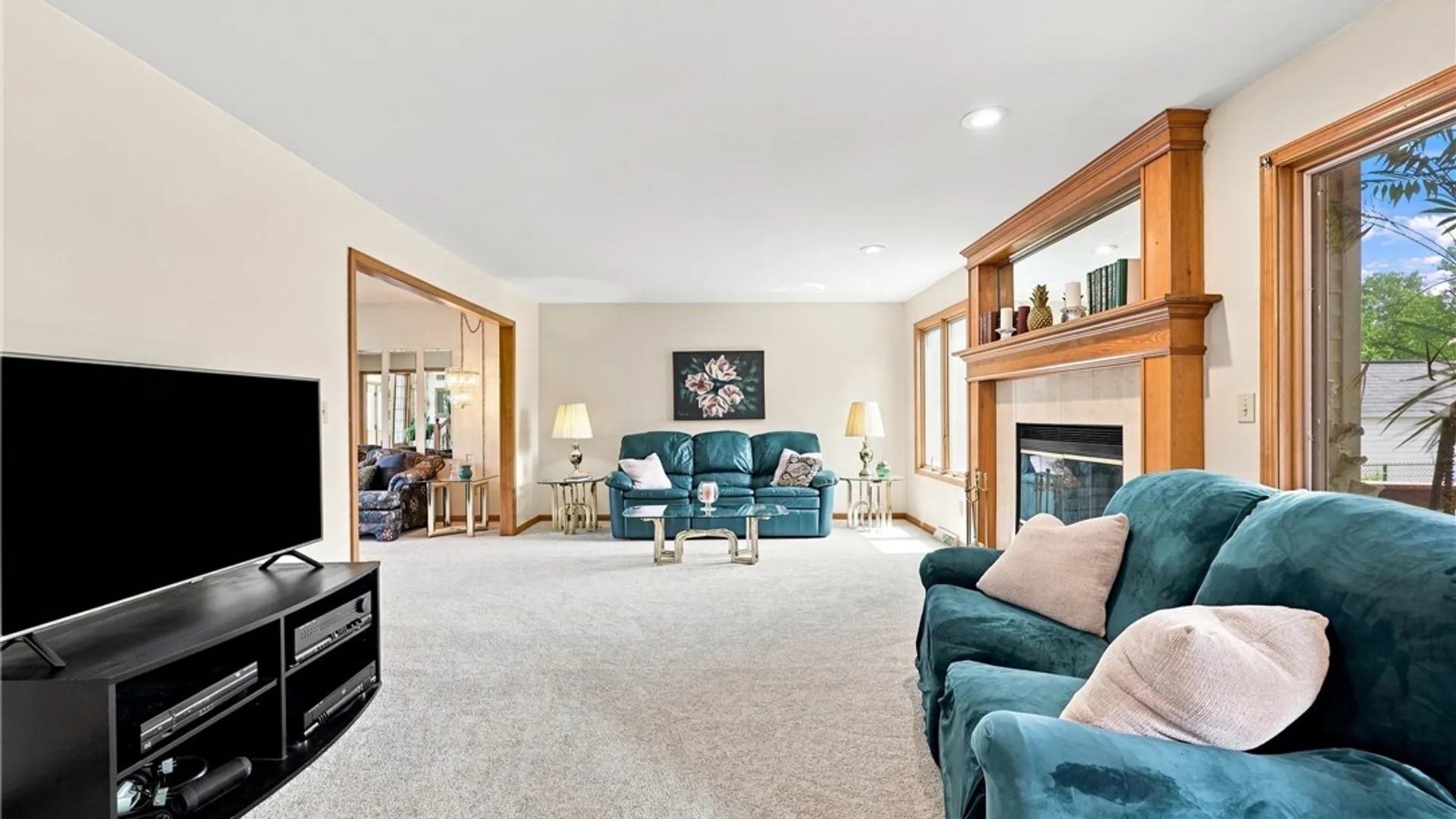 Property at 180 Enchanted, Lancaster, NY 14043 12