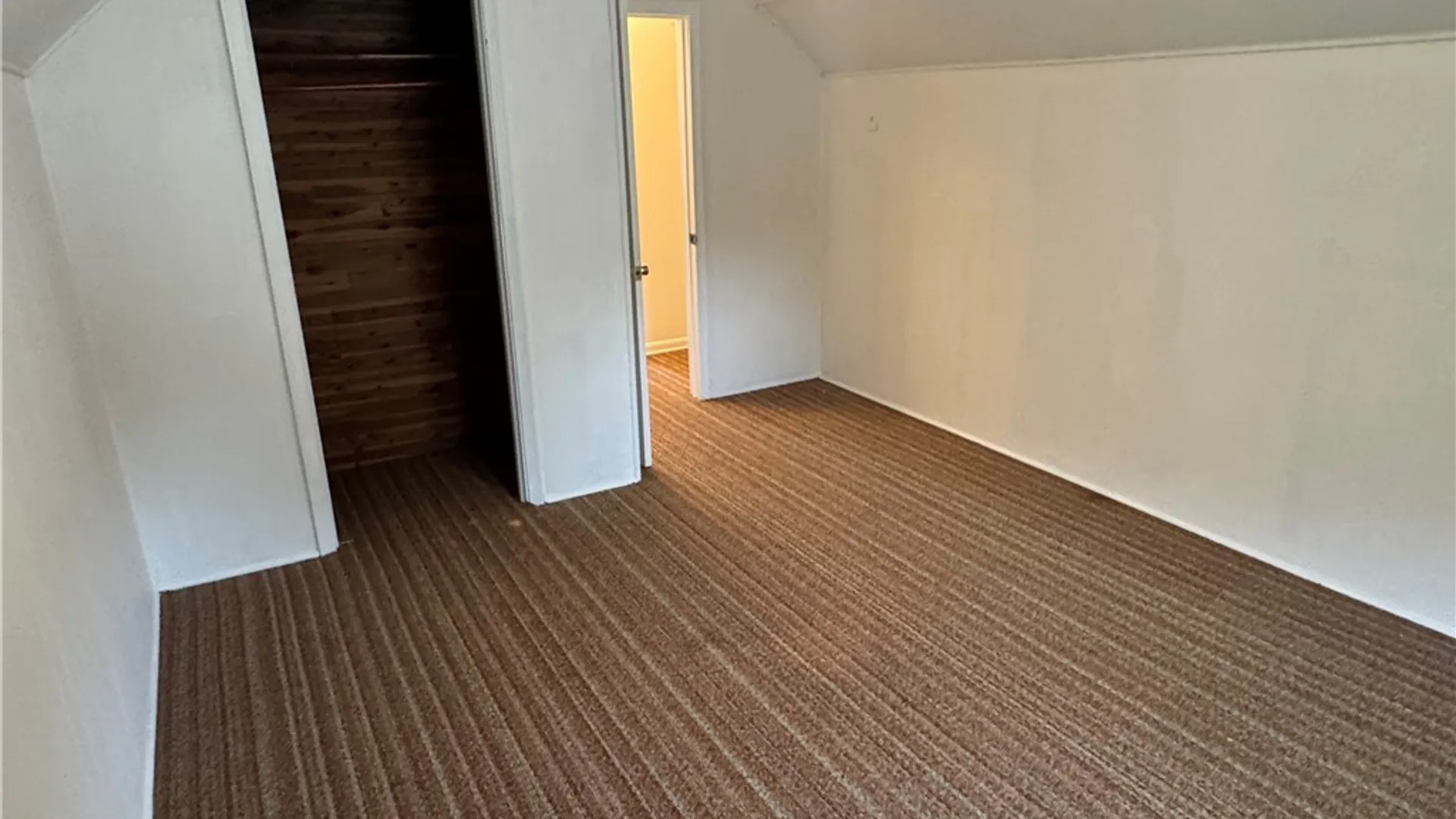Property at 1427 Lafayette Avenue, Niagara Falls, NY 14305 19
