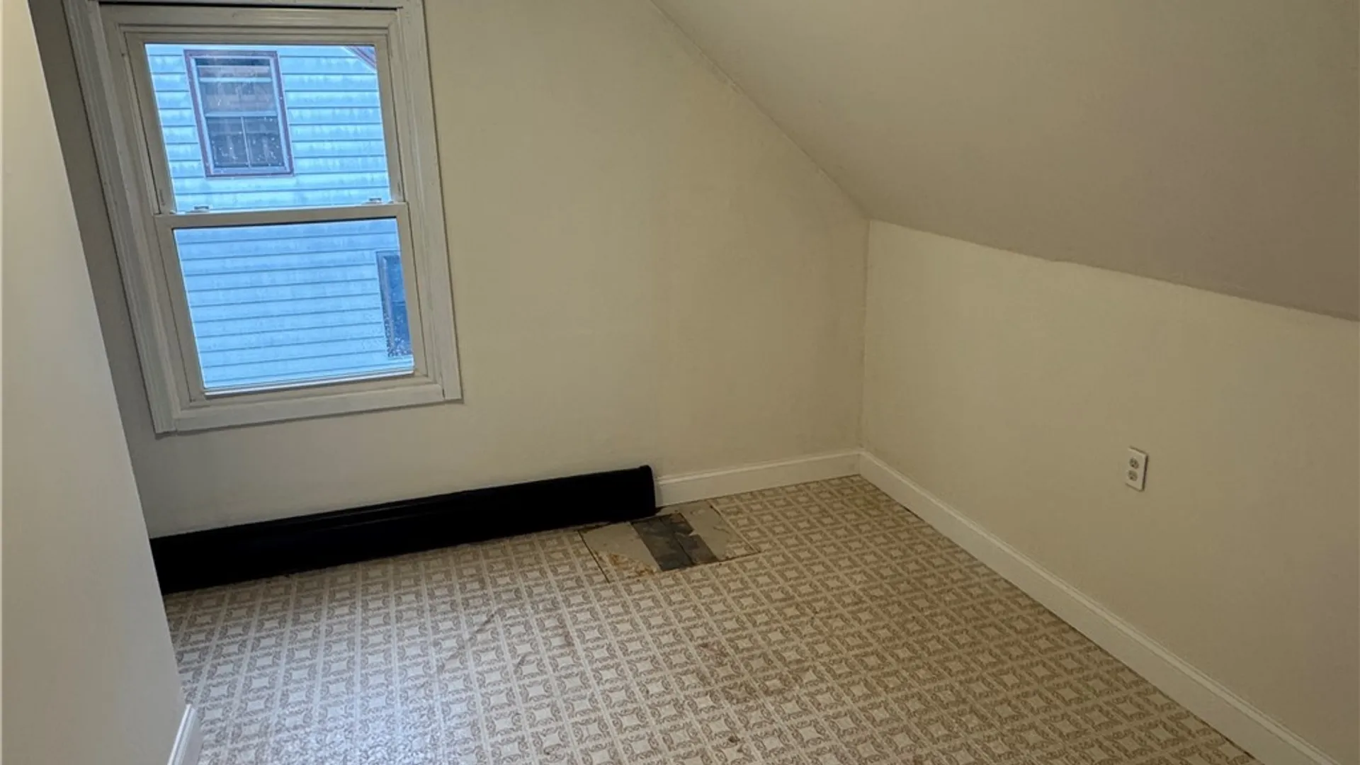 Property at 1427 Lafayette Avenue, Niagara Falls, NY 14305 20