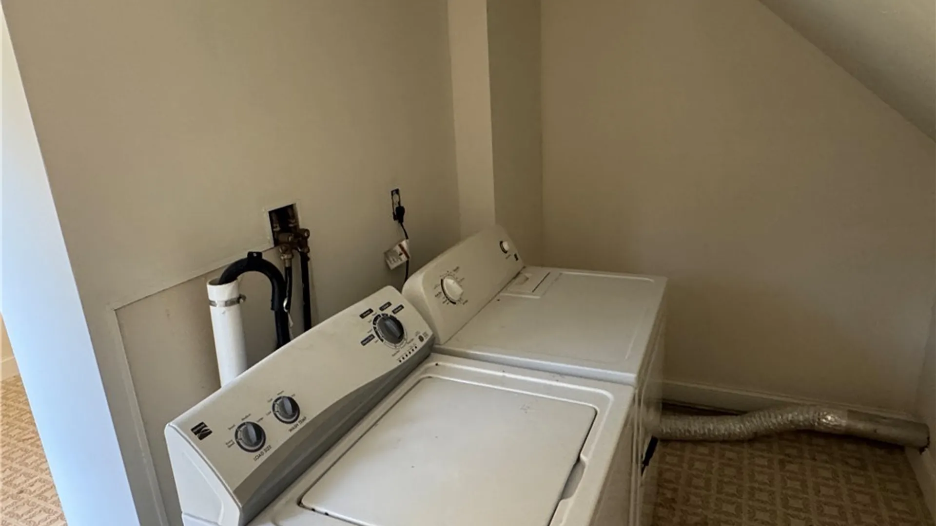 Property at 1427 Lafayette Avenue, Niagara Falls, NY 14305 22