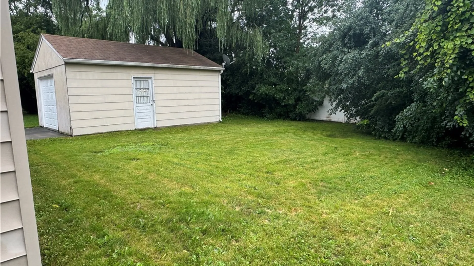 Property at 1427 Lafayette Avenue, Niagara Falls, NY 14305 24