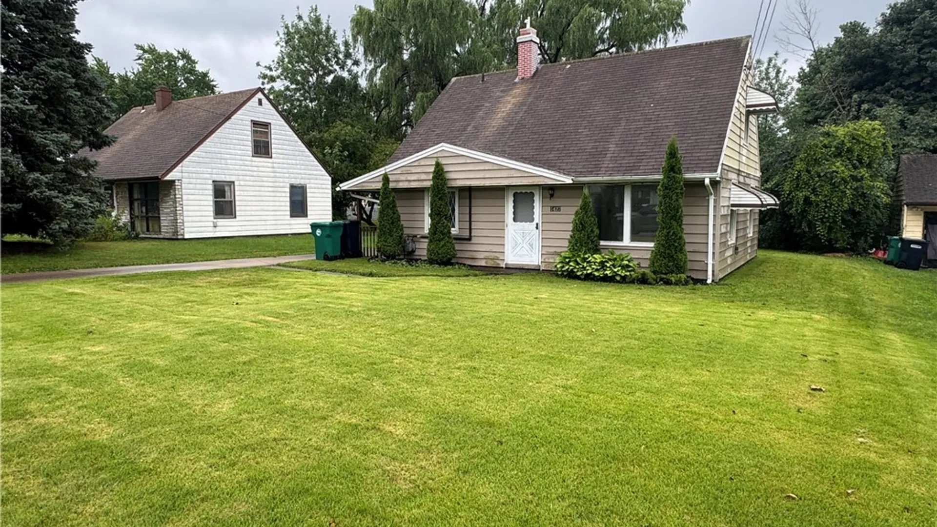 Property at 1427 Lafayette Avenue, Niagara Falls, NY 14305 3