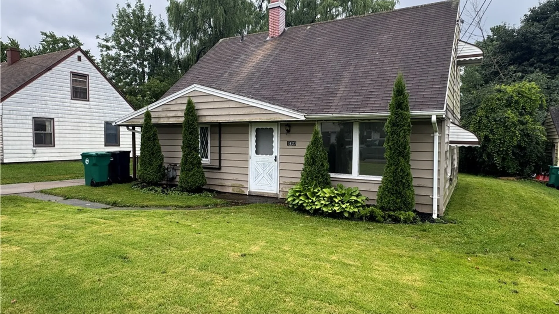 Property at 1427 Lafayette Avenue, Niagara Falls, NY 14305 4