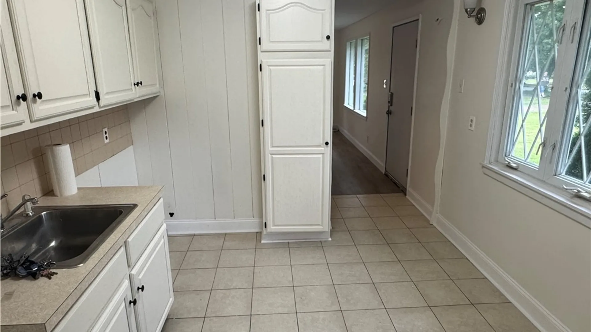 Property at 1427 Lafayette Avenue, Niagara Falls, NY 14305 6