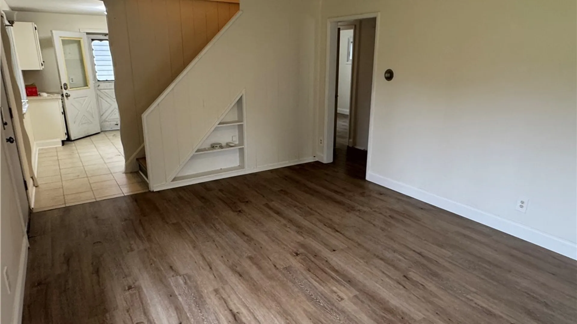 Property at 1427 Lafayette Avenue, Niagara Falls, NY 14305 9