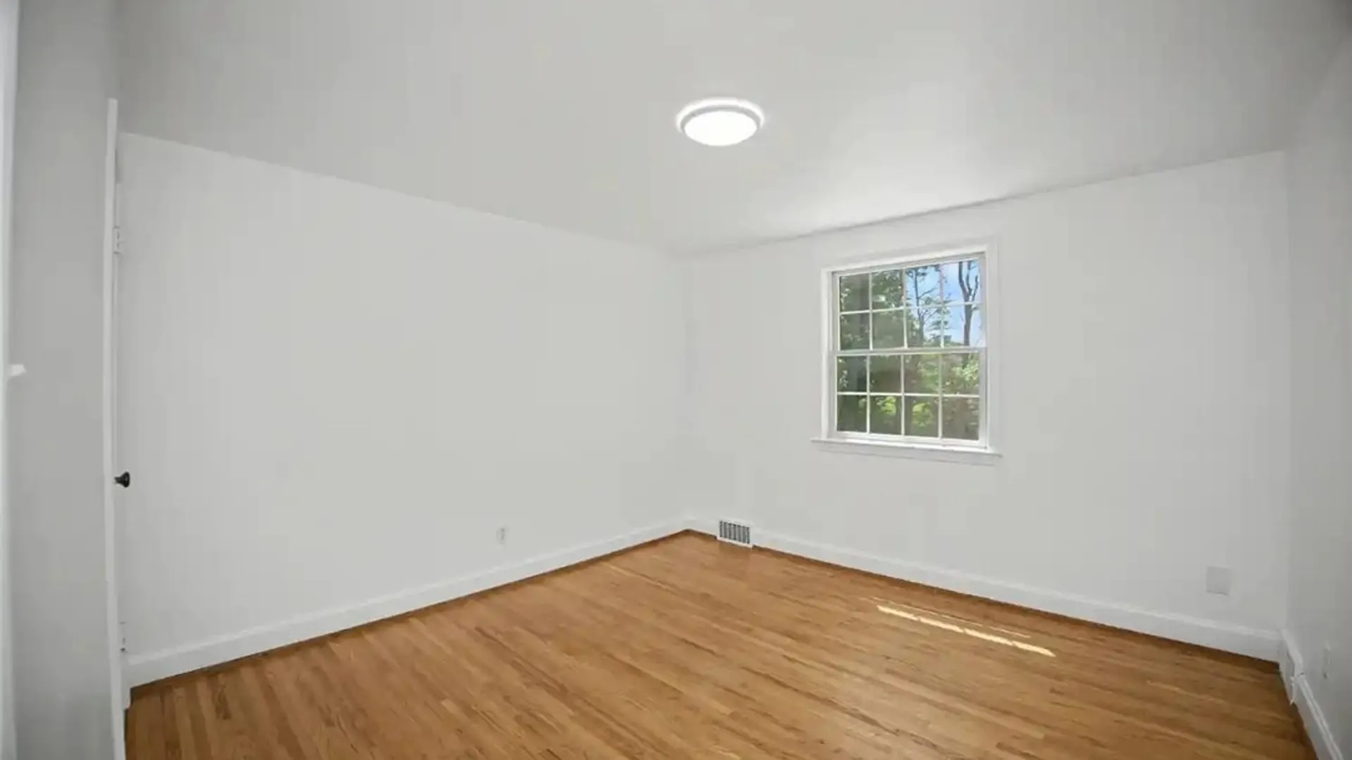 Property at 758 Pasadena Avenue, Niagara Falls, NY 14304 35
