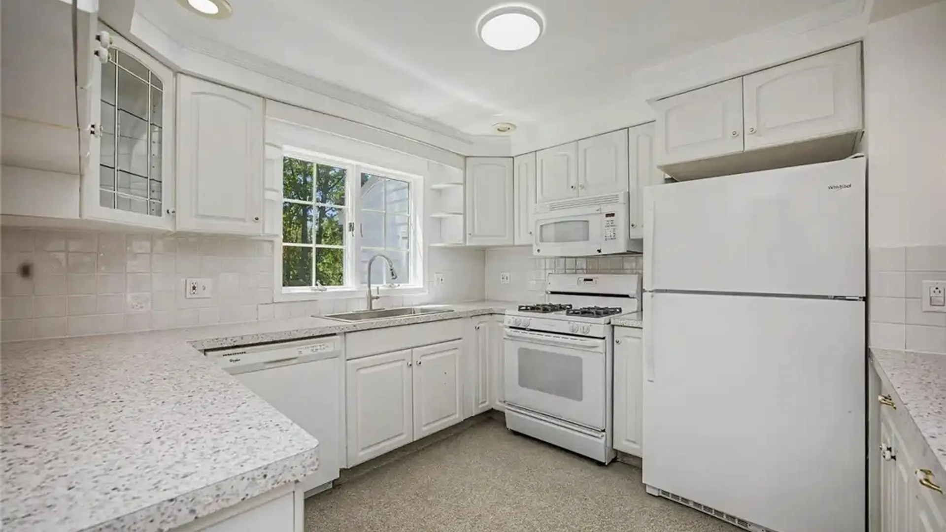 Property at 758 Pasadena Avenue, Niagara Falls, NY 14304 25