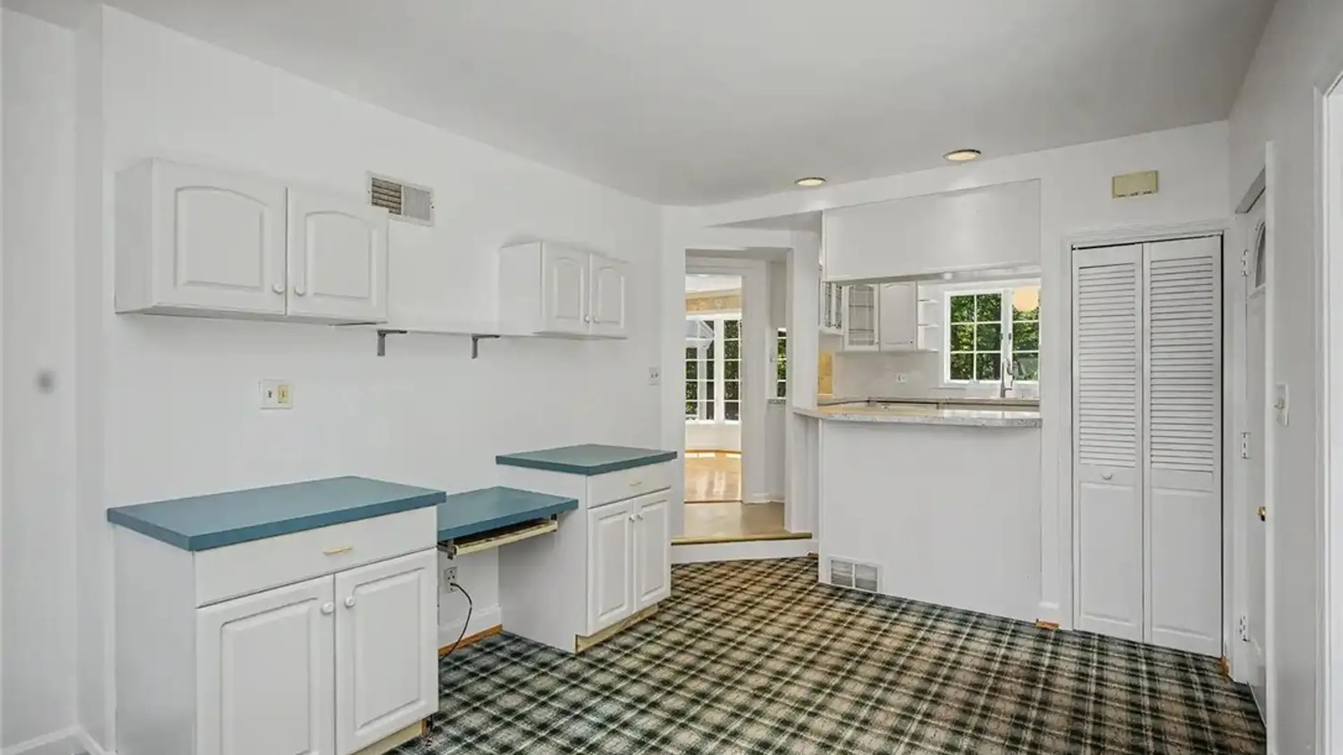 Property at 758 Pasadena Avenue, Niagara Falls, NY 14304 31