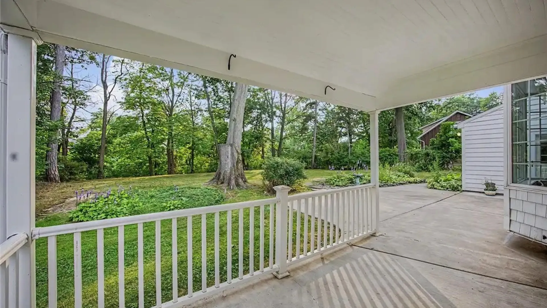 Property at 758 Pasadena Avenue, Niagara Falls, NY 14304 9