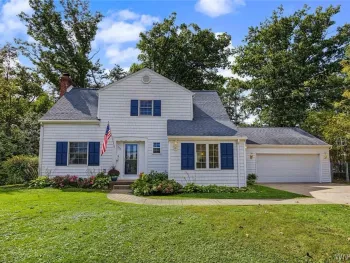 Property at 758 Pasadena Avenue, Niagara Falls, NY 14304