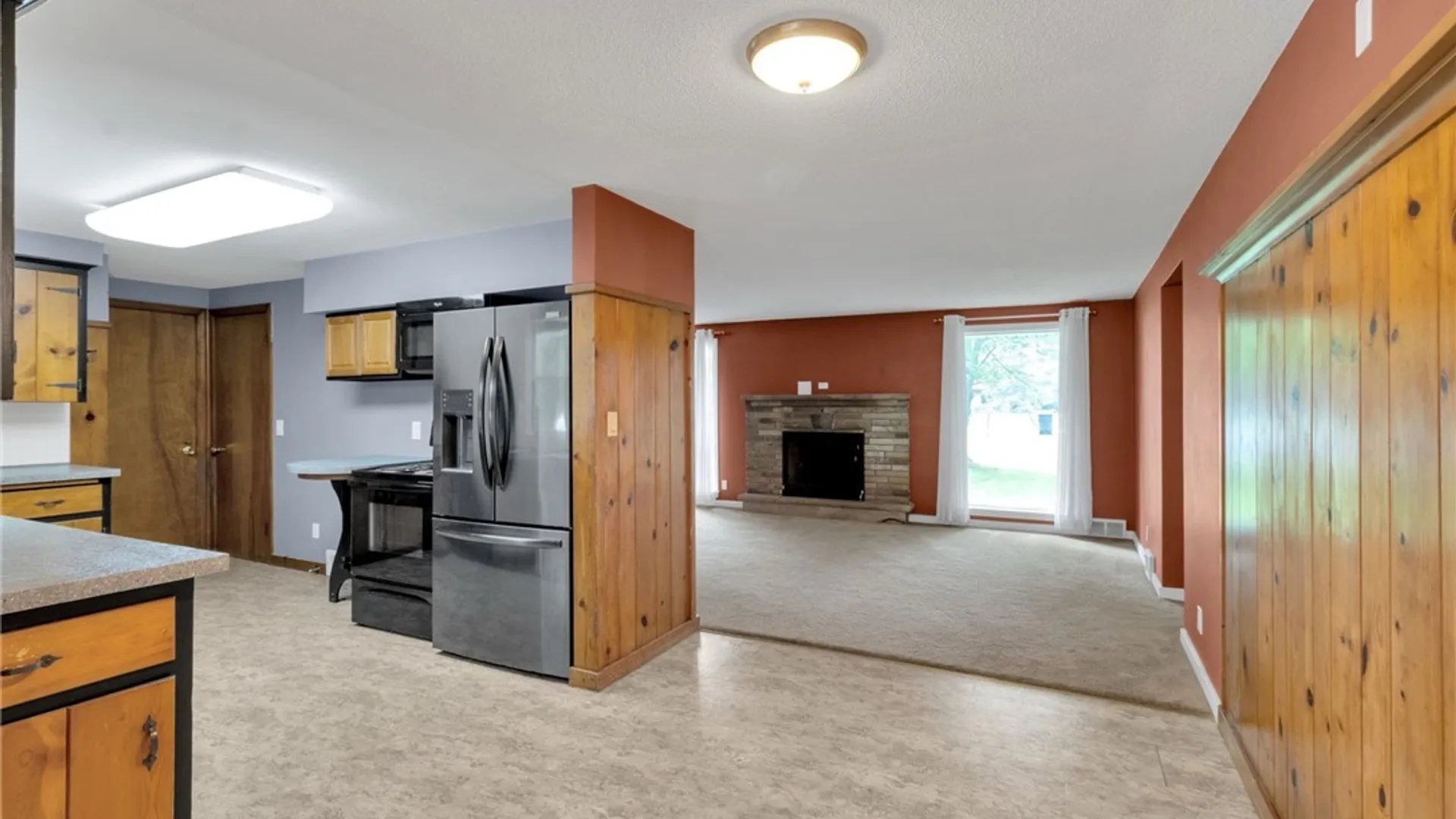 Property at 597 Alt Boulevard, Grand Island, NY 14072 7